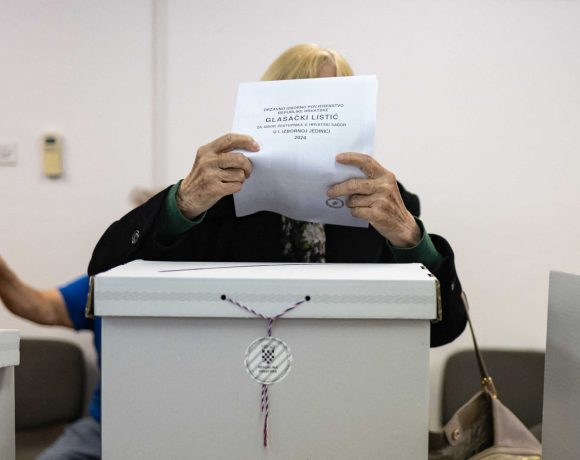 Εκλογές-στην-Κροατία:-Πρωτιά-χωρίς-αυτοδυναμία-για-το-κεντροδεξιό-κόμμα