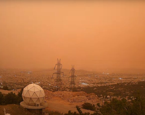 meteo:-Μοναδικό-timelapse-βίντεο-για-την-αφρικανική-σκόνη-στη-χώρα-μας-–-Τι-ανησυχεί-τους-ειδικούς