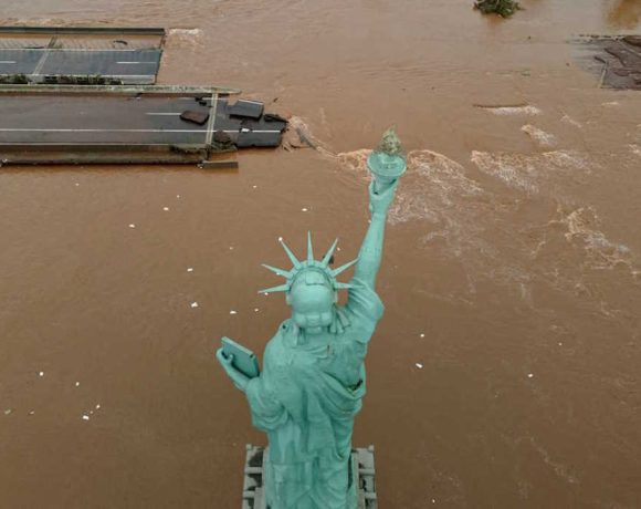 «Βούλιαξε»-η-Βραζιλία-από-τις-χειρότερες-πλημμύρες-στην-ιστορία-της-–-Τουλάχιστον-37-νεκροί,-74-αγνοούμενοι-ο-νεότερος-απολογισμός