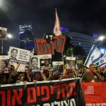 Ισραήλ:-Η-πλειονότητα-των-διαδηλωτών-λέει-«όχι»-σε-χερσαία-επίθεση-στη-Ράφα-και-ζητά-παραίτηση-Νετανιάχου